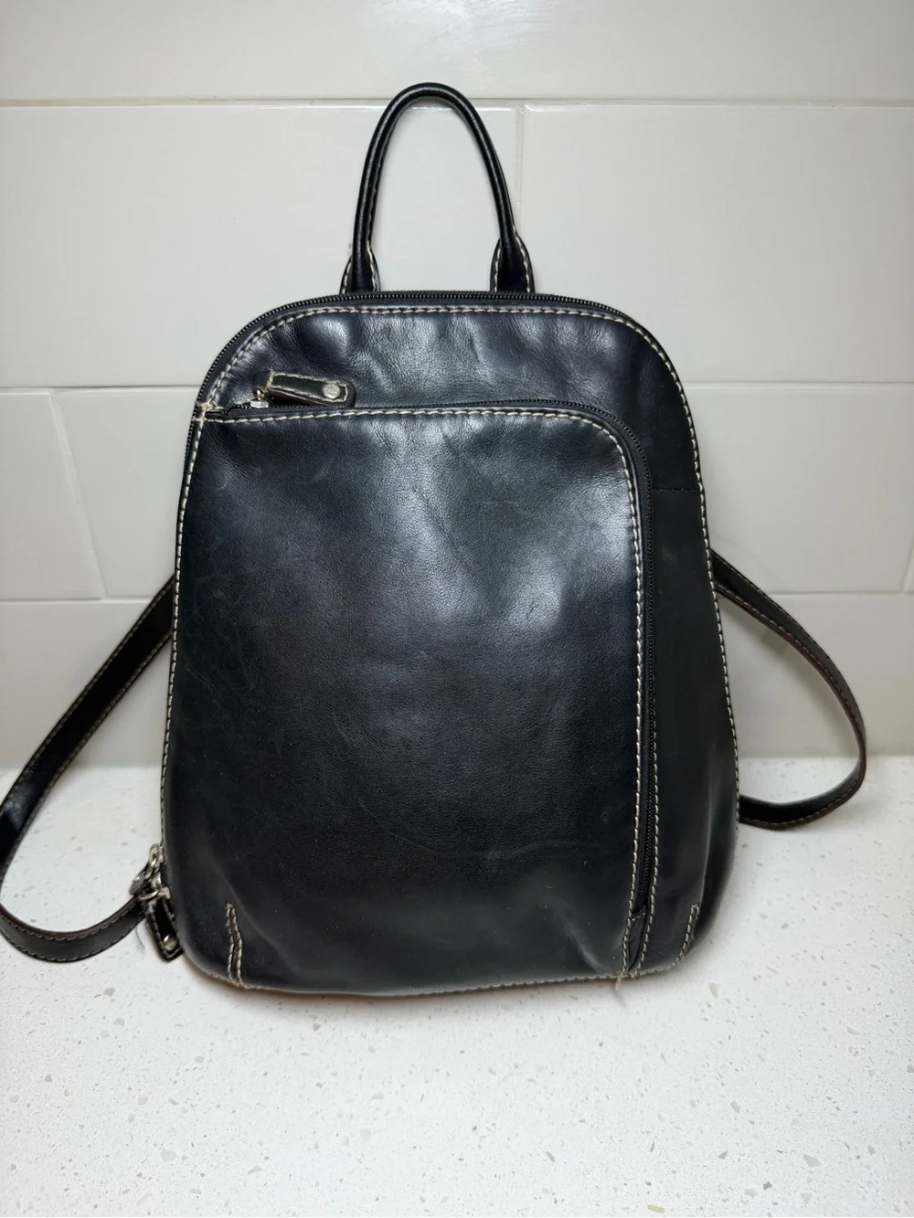 St John’s Bay Vintage Black Genuine Leather Backpack Purse Y2K 90s minimalist